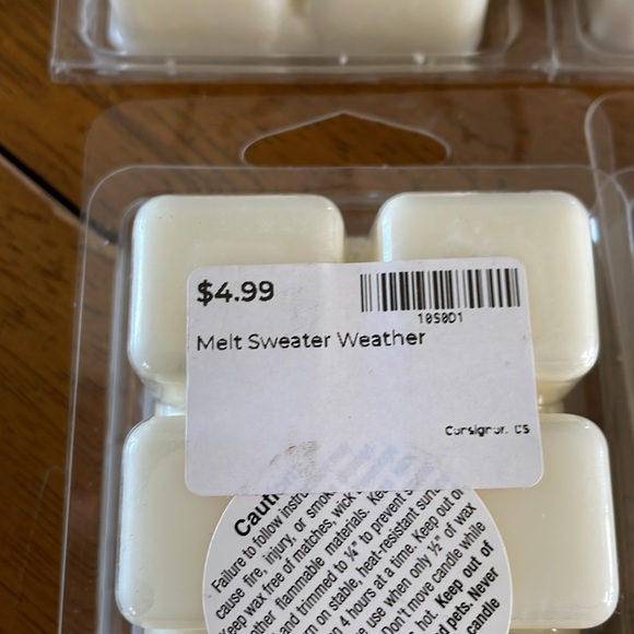NWT Soy Wax melts. Lot of 4. 3-sweater weather/1 gingerbread cookie. Cream - Picture 7 of 7